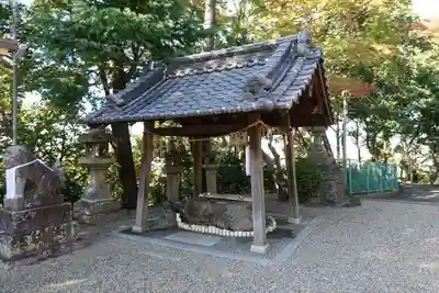 国中神社の手水舎