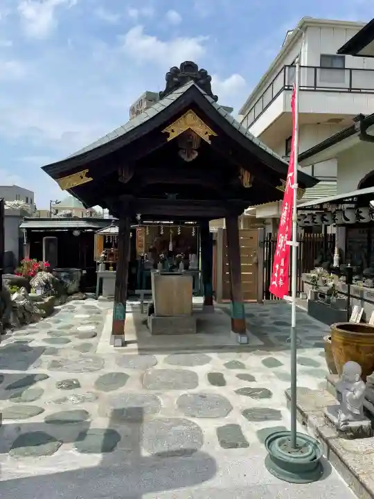 圓照寺の{uncategorized: "未分類", other: "その他", undefined: "問題あり", building: "その他建物", grave: "お墓", sacred_gate: "鳥居", guardian: "狛犬", statue: "像", buddha: "仏像", history: "歴史", nature: "自然", garden: "庭園", animal: "動物", pagoda: "塔", temizu: "手水舎", mountain_gate: "山門・神門", sanctuary: "本殿・本堂", subordinate: "末社・摂社", art: "芸術", scenery: "景色", jizo: "地蔵", ema: "絵馬", goshuin: "御朱印", omikuji: "おみくじ", items: "授与品その他", amulet: "お守り", goshuincho: "御朱印帳", eats: "食事", festival: "お祭り", votive_dance: "神楽", shichigosan: "七五三参", wedding: "結婚式", experience: "体験その他", initially: "初詣", around: "周辺", anti_infection: "感染症対策"}
