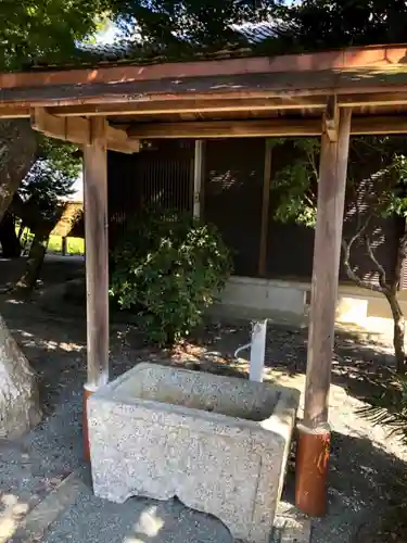 宇留布津神社の手水舎