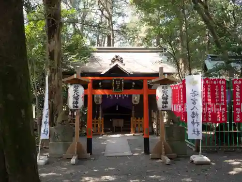 大宮八幡宮の{uncategorized: "未分類", other: "その他", undefined: "問題あり", building: "その他建物", grave: "お墓", sacred_gate: "鳥居", guardian: "狛犬", statue: "像", buddha: "仏像", history: "歴史", nature: "自然", garden: "庭園", animal: "動物", pagoda: "塔", temizu: "手水舎", mountain_gate: "山門・神門", sanctuary: "本殿・本堂", subordinate: "末社・摂社", art: "芸術", scenery: "景色", jizo: "地蔵", ema: "絵馬", goshuin: "御朱印", omikuji: "おみくじ", items: "授与品その他", amulet: "お守り", goshuincho: "御朱印帳", eats: "食事", festival: "お祭り", votive_dance: "神楽", shichigosan: "七五三参", wedding: "結婚式", experience: "体験その他", initially: "初詣", around: "周辺", anti_infection: "感染症対策"}
