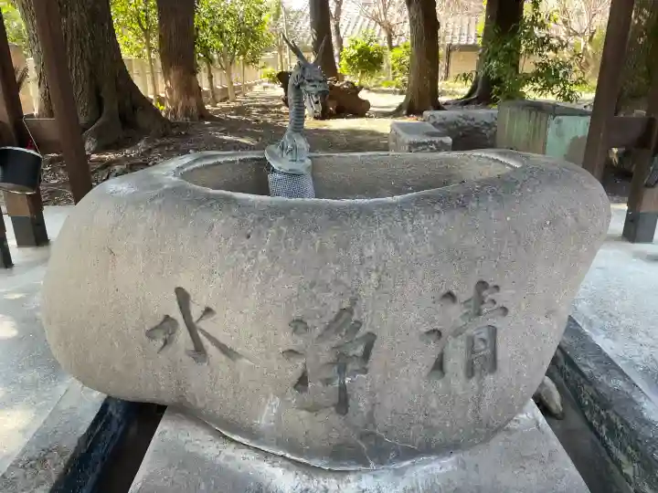 常祗稲荷神社の{uncategorized: "未分類", other: "その他", undefined: "問題あり", building: "その他建物", grave: "お墓", sacred_gate: "鳥居", guardian: "狛犬", statue: "像", buddha: "仏像", history: "歴史", nature: "自然", garden: "庭園", animal: "動物", pagoda: "塔", temizu: "手水舎", mountain_gate: "山門・神門", sanctuary: "本殿・本堂", subordinate: "末社・摂社", art: "芸術", scenery: "景色", jizo: "地蔵", ema: "絵馬", goshuin: "御朱印", omikuji: "おみくじ", items: "授与品その他", amulet: "お守り", goshuincho: "御朱印帳", eats: "食事", festival: "お祭り", votive_dance: "神楽", shichigosan: "七五三参", wedding: "結婚式", experience: "体験その他", initially: "初詣", around: "周辺", anti_infection: "感染症対策"}