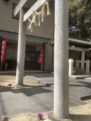 神明社・土之宮合殿の鳥居