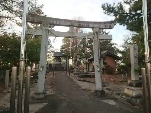 勅使神社の鳥居