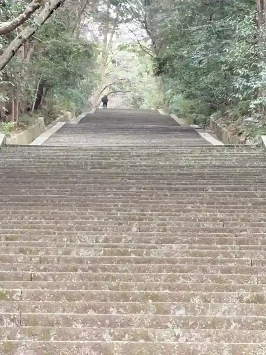 豊国廟(豊国神社飛地境内)の{uncategorized: "未分類", other: "その他", undefined: "問題あり", building: "その他建物", grave: "お墓", sacred_gate: "鳥居", guardian: "狛犬", statue: "像", buddha: "仏像", history: "歴史", nature: "自然", garden: "庭園", animal: "動物", pagoda: "塔", temizu: "手水舎", mountain_gate: "山門・神門", sanctuary: "本殿・本堂", subordinate: "末社・摂社", art: "芸術", scenery: "景色", jizo: "地蔵", ema: "絵馬", goshuin: "御朱印", omikuji: "おみくじ", items: "授与品その他", amulet: "お守り", goshuincho: "御朱印帳", eats: "食事", festival: "お祭り", votive_dance: "神楽", shichigosan: "七五三参", wedding: "結婚式", experience: "体験その他", initially: "初詣", around: "周辺", anti_infection: "感染症対策"}