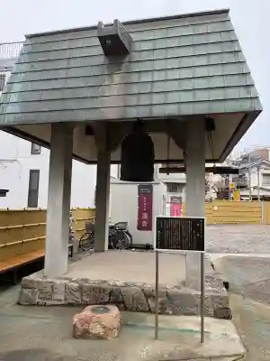 宝泉寺の{uncategorized: "未分類", other: "その他", undefined: "問題あり", building: "その他建物", grave: "お墓", sacred_gate: "鳥居", guardian: "狛犬", statue: "像", buddha: "仏像", history: "歴史", nature: "自然", garden: "庭園", animal: "動物", pagoda: "塔", temizu: "手水舎", mountain_gate: "山門・神門", sanctuary: "本殿・本堂", subordinate: "末社・摂社", art: "芸術", scenery: "景色", jizo: "地蔵", ema: "絵馬", goshuin: "御朱印", omikuji: "おみくじ", items: "授与品その他", amulet: "お守り", goshuincho: "御朱印帳", eats: "食事", festival: "お祭り", votive_dance: "神楽", shichigosan: "七五三参", wedding: "結婚式", experience: "体験その他", initially: "初詣", around: "周辺", anti_infection: "感染症対策"}