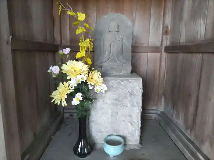 大日如来尊の地蔵