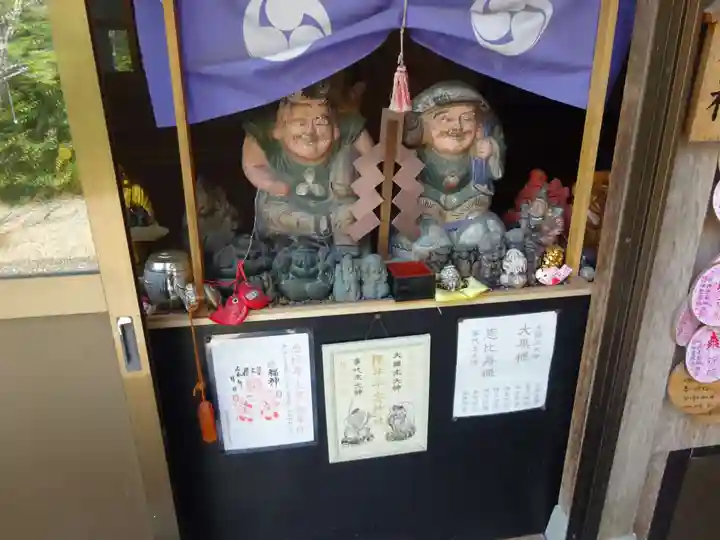 櫻井子安神社のその他建物
