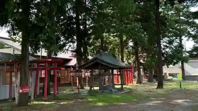 與次郎稲荷神社(山形県)