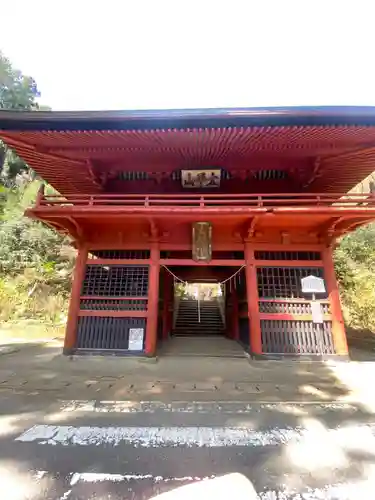 太平山神社の山門