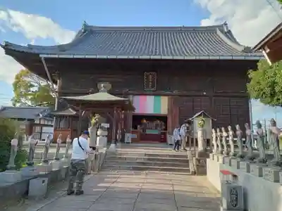 道隆寺の本殿・本堂