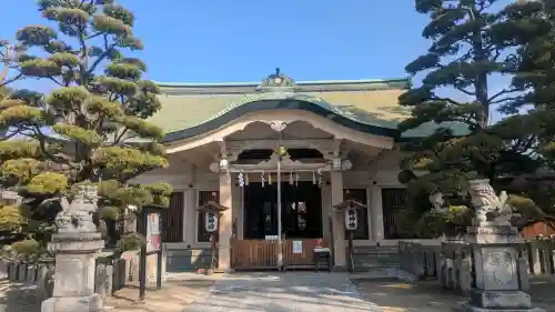 大江神社の{uncategorized: "未分類", other: "その他", undefined: "問題あり", building: "その他建物", grave: "お墓", sacred_gate: "鳥居", guardian: "狛犬", statue: "像", buddha: "仏像", history: "歴史", nature: "自然", garden: "庭園", animal: "動物", pagoda: "塔", temizu: "手水舎", mountain_gate: "山門・神門", sanctuary: "本殿・本堂", subordinate: "末社・摂社", art: "芸術", scenery: "景色", jizo: "地蔵", ema: "絵馬", goshuin: "御朱印", omikuji: "おみくじ", items: "授与品その他", amulet: "お守り", goshuincho: "御朱印帳", eats: "食事", festival: "お祭り", votive_dance: "神楽", shichigosan: "七五三参", wedding: "結婚式", experience: "体験その他", initially: "初詣", around: "周辺", anti_infection: "感染症対策"}