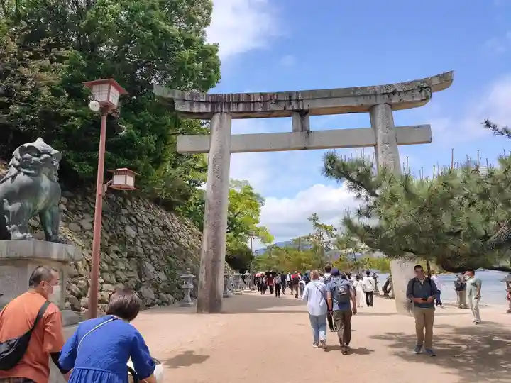 厳島神社(広島県)
