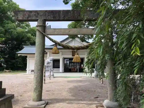 都波岐奈加等神社の鳥居