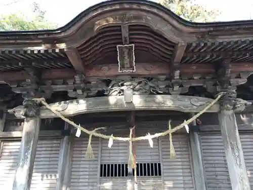 松尾神社の本殿・本堂