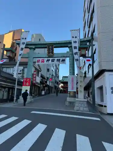 神田神社（神田明神）の{uncategorized: "未分類", other: "その他", undefined: "問題あり", building: "その他建物", grave: "お墓", sacred_gate: "鳥居", guardian: "狛犬", statue: "像", buddha: "仏像", history: "歴史", nature: "自然", garden: "庭園", animal: "動物", pagoda: "塔", temizu: "手水舎", mountain_gate: "山門・神門", sanctuary: "本殿・本堂", subordinate: "末社・摂社", art: "芸術", scenery: "景色", jizo: "地蔵", ema: "絵馬", goshuin: "御朱印", omikuji: "おみくじ", items: "授与品その他", amulet: "お守り", goshuincho: "御朱印帳", eats: "食事", festival: "お祭り", votive_dance: "神楽", shichigosan: "七五三参", wedding: "結婚式", experience: "体験その他", initially: "初詣", around: "周辺", anti_infection: "感染症対策"}