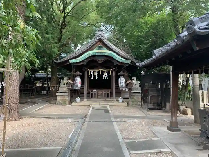 白山社の本殿・本堂