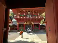 静岡浅間神社の{uncategorized: "未分類", other: "その他", undefined: "問題あり", building: "その他建物", grave: "お墓", sacred_gate: "鳥居", guardian: "狛犬", statue: "像", buddha: "仏像", history: "歴史", nature: "自然", garden: "庭園", animal: "動物", pagoda: "塔", temizu: "手水舎", mountain_gate: "山門・神門", sanctuary: "本殿・本堂", subordinate: "末社・摂社", art: "芸術", scenery: "景色", jizo: "地蔵", ema: "絵馬", goshuin: "御朱印", omikuji: "おみくじ", items: "授与品その他", amulet: "お守り", goshuincho: "御朱印帳", eats: "食事", festival: "お祭り", votive_dance: "神楽", shichigosan: "七五三参", wedding: "結婚式", experience: "体験その他", initially: "初詣", around: "周辺", anti_infection: "感染症対策"}