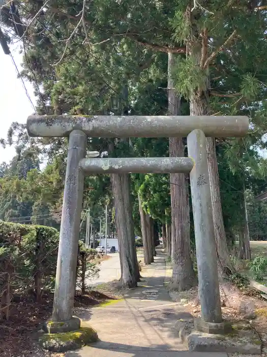 唐松神社の鳥居