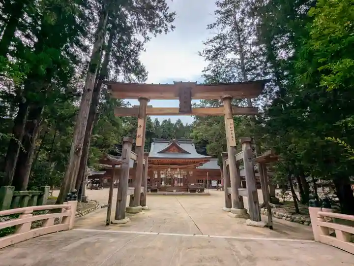穂高神社本宮(長野県)