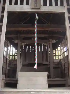 中氷川神社の末社・摂社