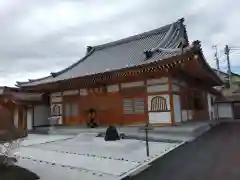 源正寺の本殿