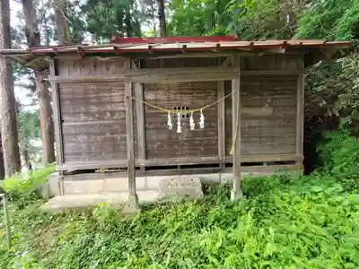 鸕鷀草神社の本殿・本堂
