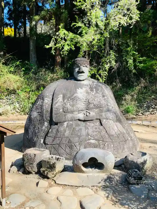 諏訪大社下社春宮(長野県)