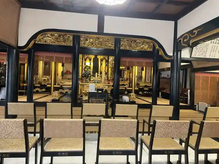 忠綱寺の{uncategorized: "未分類", other: "その他", undefined: "問題あり", building: "その他建物", grave: "お墓", sacred_gate: "鳥居", guardian: "狛犬", statue: "像", buddha: "仏像", history: "歴史", nature: "自然", garden: "庭園", animal: "動物", pagoda: "塔", temizu: "手水舎", mountain_gate: "山門・神門", sanctuary: "本殿・本堂", subordinate: "末社・摂社", art: "芸術", scenery: "景色", jizo: "地蔵", ema: "絵馬", goshuin: "御朱印", omikuji: "おみくじ", items: "授与品その他", amulet: "お守り", goshuincho: "御朱印帳", eats: "食事", festival: "お祭り", votive_dance: "神楽", shichigosan: "七五三参", wedding: "結婚式", experience: "体験その他", initially: "初詣", around: "周辺", anti_infection: "感染症対策"}