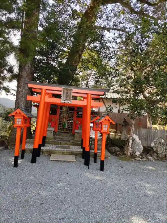 金峯山寺の末社・摂社