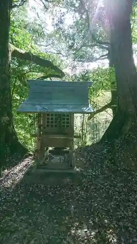 生王部神社の末社・摂社