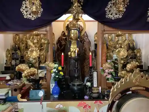 弘禅寺の仏像