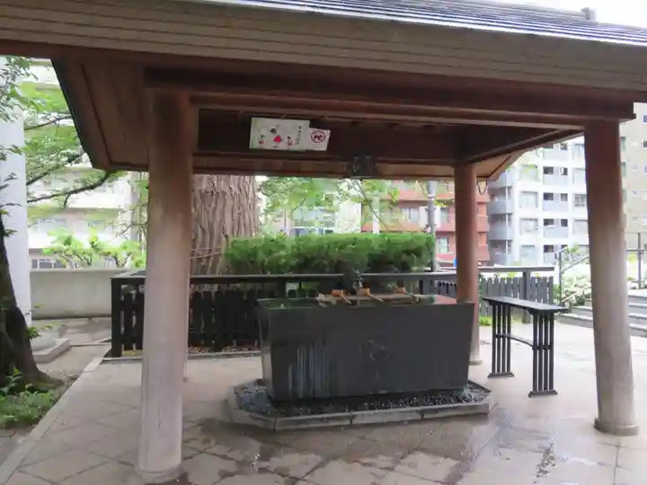 熊野神社の手水舎