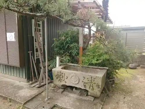 白山神社（上小口）の手水舎