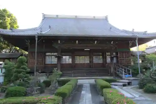 常保寺の本殿・本堂
