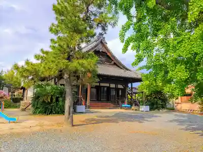 法林寺の本殿・本堂