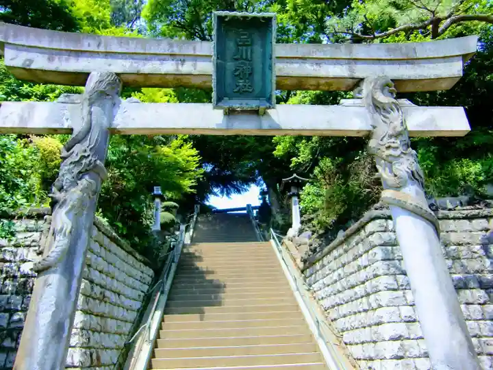 品川神社の鳥居
