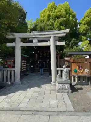 八坂神社(祇園さん)の{uncategorized: "未分類", other: "その他", undefined: "問題あり", building: "その他建物", grave: "お墓", sacred_gate: "鳥居", guardian: "狛犬", statue: "像", buddha: "仏像", history: "歴史", nature: "自然", garden: "庭園", animal: "動物", pagoda: "塔", temizu: "手水舎", mountain_gate: "山門・神門", sanctuary: "本殿・本堂", subordinate: "末社・摂社", art: "芸術", scenery: "景色", jizo: "地蔵", ema: "絵馬", goshuin: "御朱印", omikuji: "おみくじ", items: "授与品その他", amulet: "お守り", goshuincho: "御朱印帳", eats: "食事", festival: "お祭り", votive_dance: "神楽", shichigosan: "七五三参", wedding: "結婚式", experience: "体験その他", initially: "初詣", around: "周辺", anti_infection: "感染症対策"}