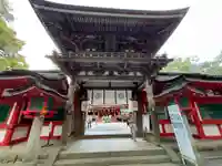 石上神宮の山門・神門