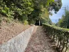 主人神社の建物その他