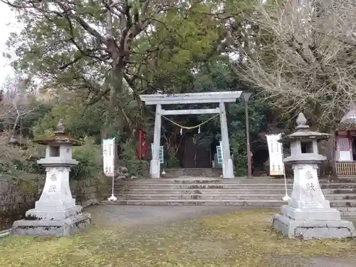 照日神社の鳥居