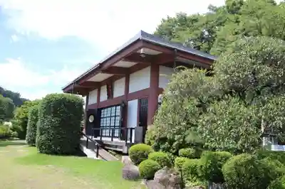 延立寺の本殿・本堂