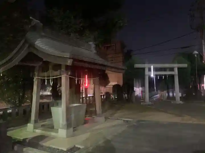 諏訪神社の手水舎