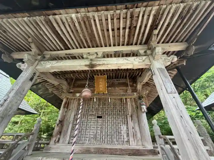 新宮熊野神社の{uncategorized: "未分類", other: "その他", undefined: "問題あり", building: "その他建物", grave: "お墓", sacred_gate: "鳥居", guardian: "狛犬", statue: "像", buddha: "仏像", history: "歴史", nature: "自然", garden: "庭園", animal: "動物", pagoda: "塔", temizu: "手水舎", mountain_gate: "山門・神門", sanctuary: "本殿・本堂", subordinate: "末社・摂社", art: "芸術", scenery: "景色", jizo: "地蔵", ema: "絵馬", goshuin: "御朱印", omikuji: "おみくじ", items: "授与品その他", amulet: "お守り", goshuincho: "御朱印帳", eats: "食事", festival: "お祭り", votive_dance: "神楽", shichigosan: "七五三参", wedding: "結婚式", experience: "体験その他", initially: "初詣", around: "周辺", anti_infection: "感染症対策"}