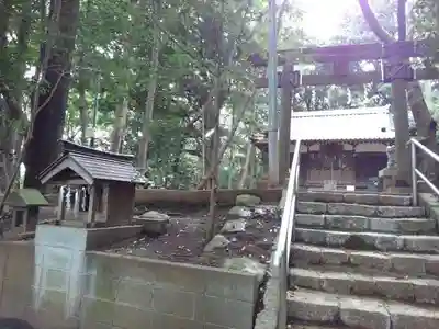 村社御嶽神社の鳥居