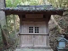 駒ヶ滝神社の本殿