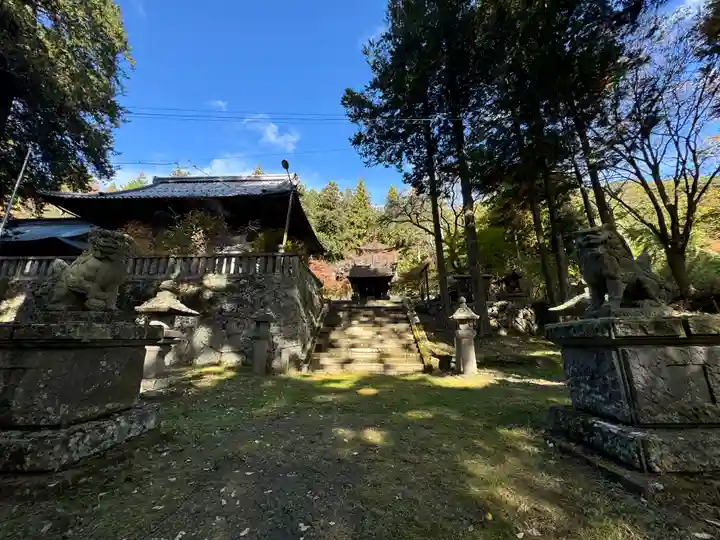 新海三社神社(長野県)