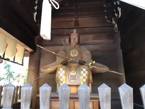 桑名宗社（春日神社）の像