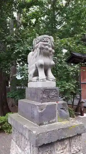 旭川神社の狛犬