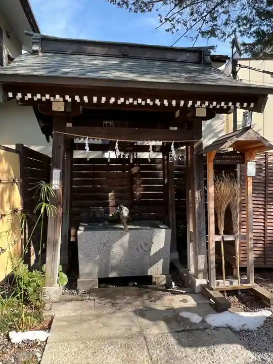 鎮守氷川神社の手水舎
