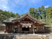 熊野大社の{uncategorized: "未分類", other: "その他", undefined: "問題あり", building: "その他建物", grave: "お墓", sacred_gate: "鳥居", guardian: "狛犬", statue: "像", buddha: "仏像", history: "歴史", nature: "自然", garden: "庭園", animal: "動物", pagoda: "塔", temizu: "手水舎", mountain_gate: "山門・神門", sanctuary: "本殿・本堂", subordinate: "末社・摂社", art: "芸術", scenery: "景色", jizo: "地蔵", ema: "絵馬", goshuin: "御朱印", omikuji: "おみくじ", items: "授与品その他", amulet: "お守り", goshuincho: "御朱印帳", eats: "食事", festival: "お祭り", votive_dance: "神楽", shichigosan: "七五三参", wedding: "結婚式", experience: "体験その他", initially: "初詣", around: "周辺", anti_infection: "感染症対策"}